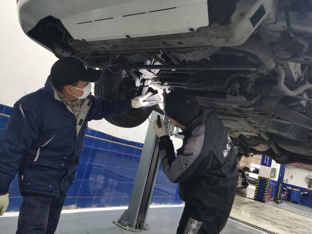 抗擊疫情，一汽豐田“夢之隊”一夜集結，為120急救用車保駕護航